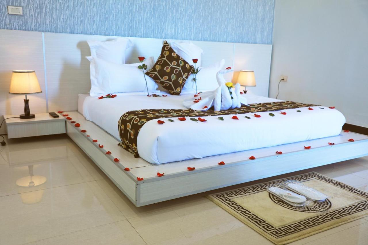 Riverland Hotel Бахир Дар Екстериор снимка